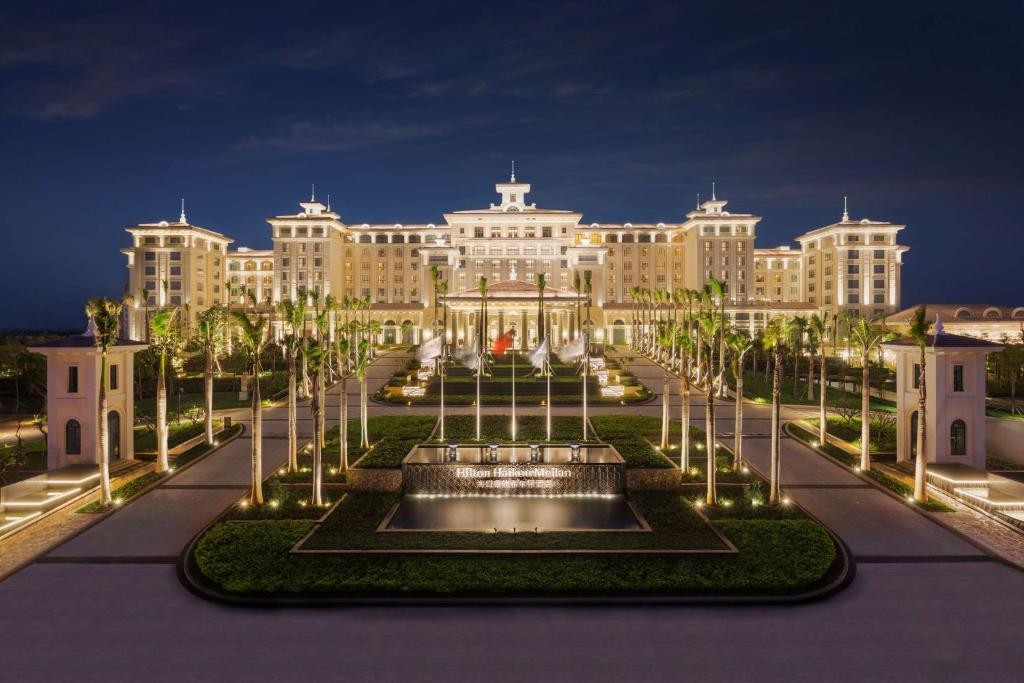 HILTON HAIKOU MEILAN
