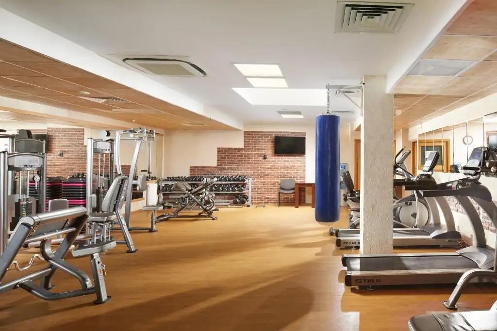 МОНАСТЫРСКИЙ