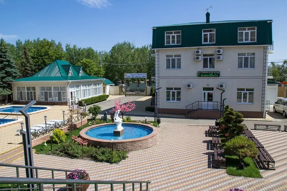 КРИСТАЛЛ УЮТ ПАНСИОНАТ