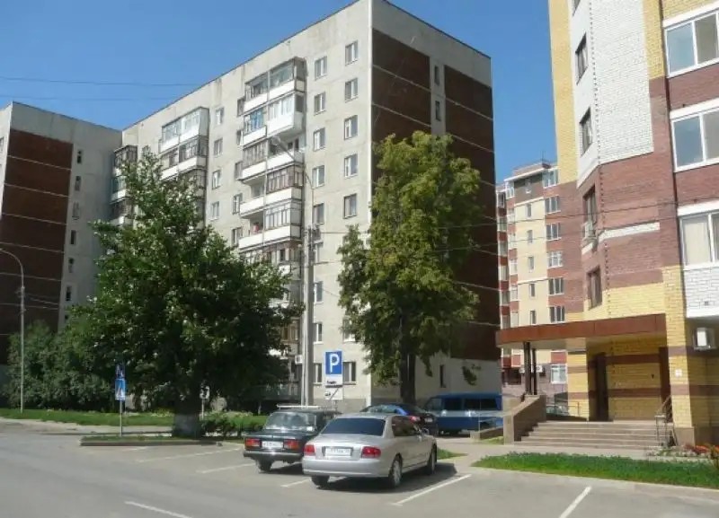 ДОМАШНЯЯ НА МЕЛЬНИЧНОЙ 24