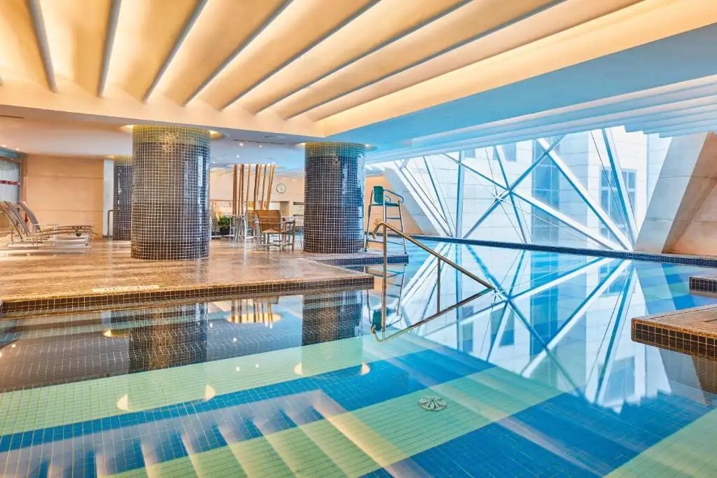 THE WESTIN BUND CENTER