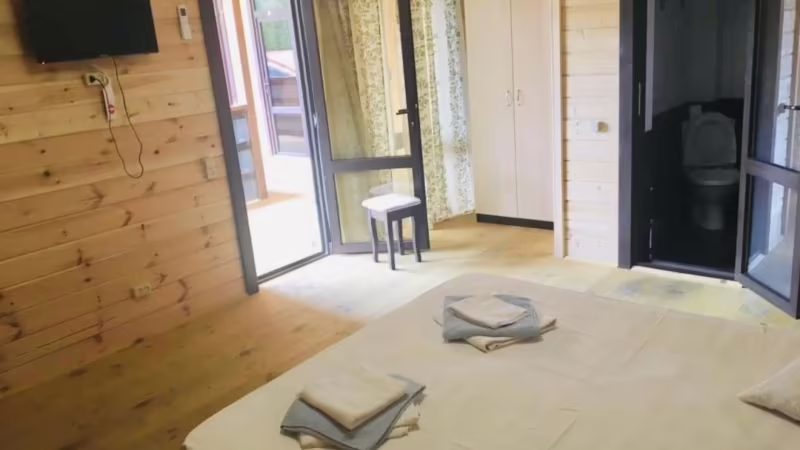 DUGLAS (ДУГЛАС)