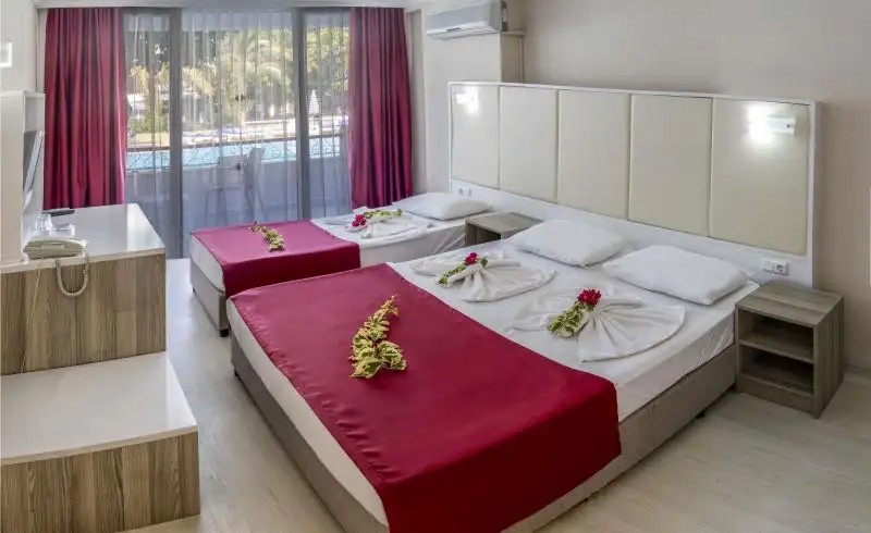 GANITA HOLIDAY VILLAGE (EX. OASIS BEACH)