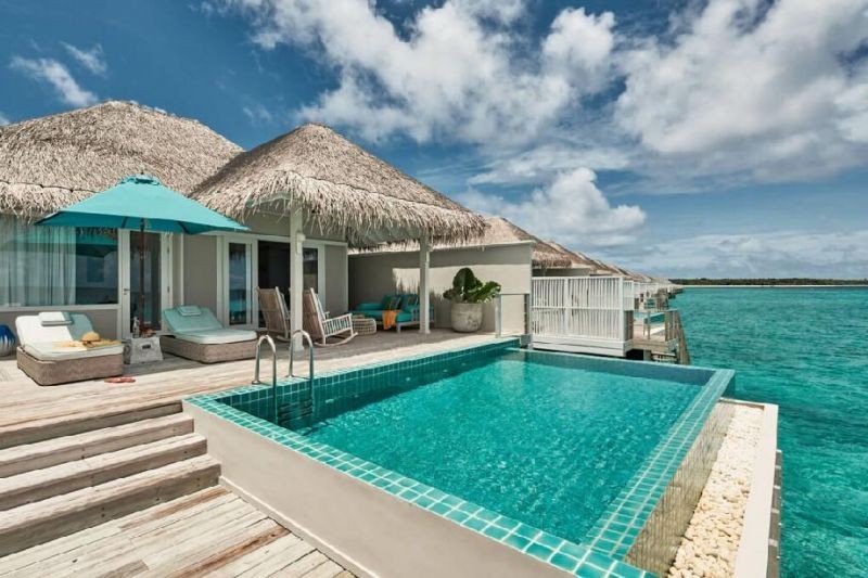 ocean pool villa