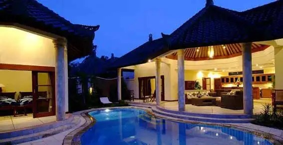 EMERALD VILLAS