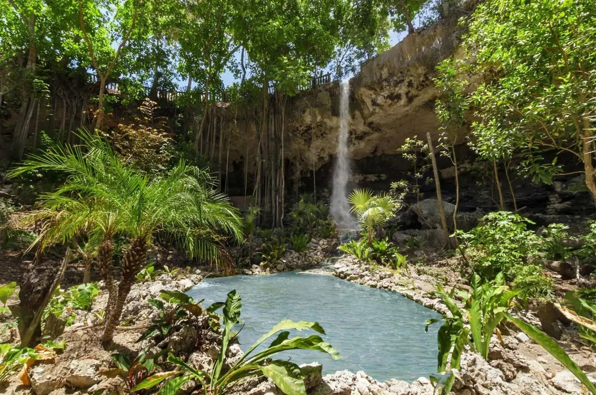 EDEN ROC AT CAP CANA