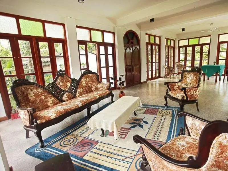 JAYA INN