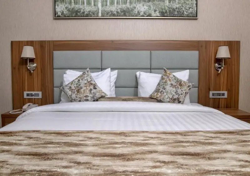 JACOBS GARDEN HOTEL
