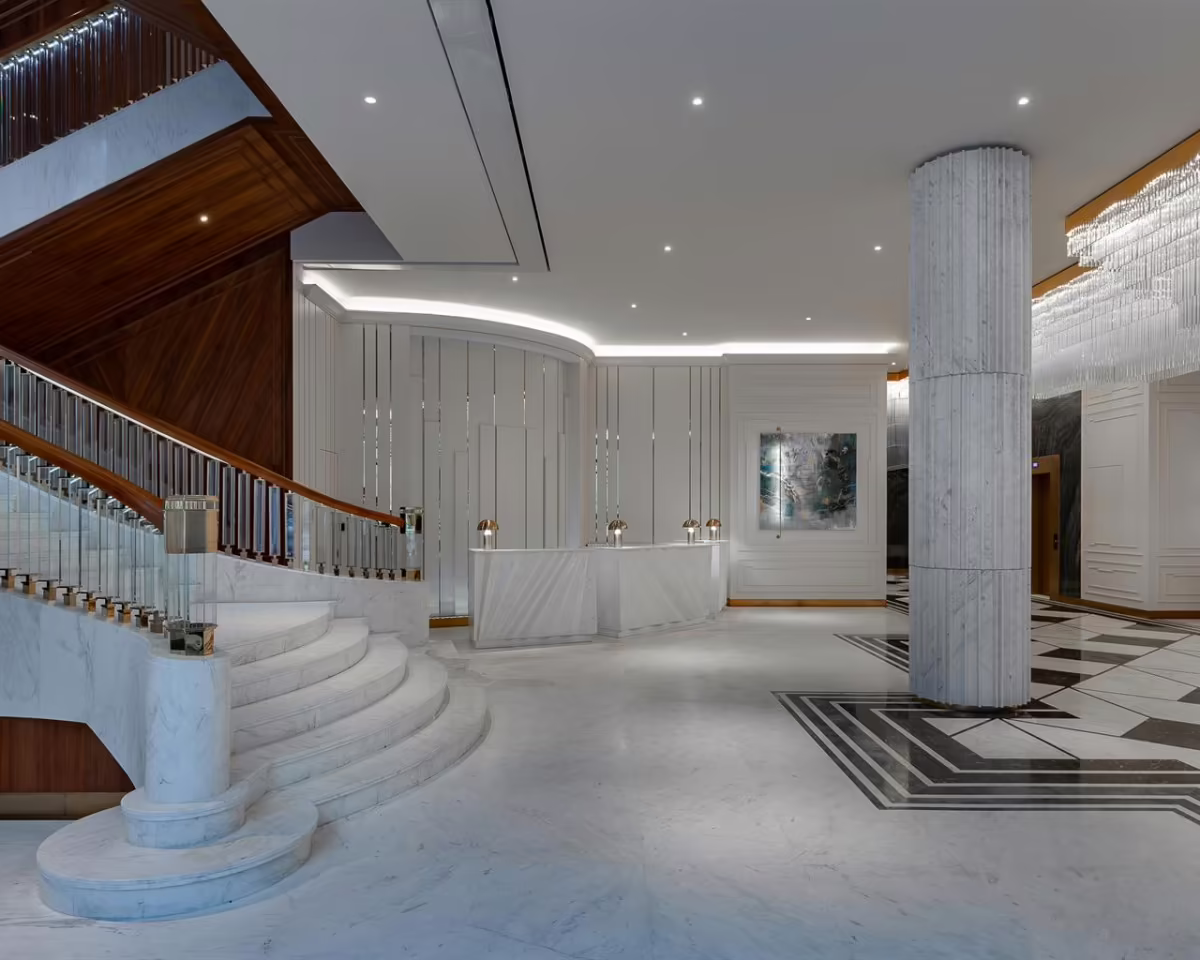 MARRIOTT IMPERIAL PLAZA