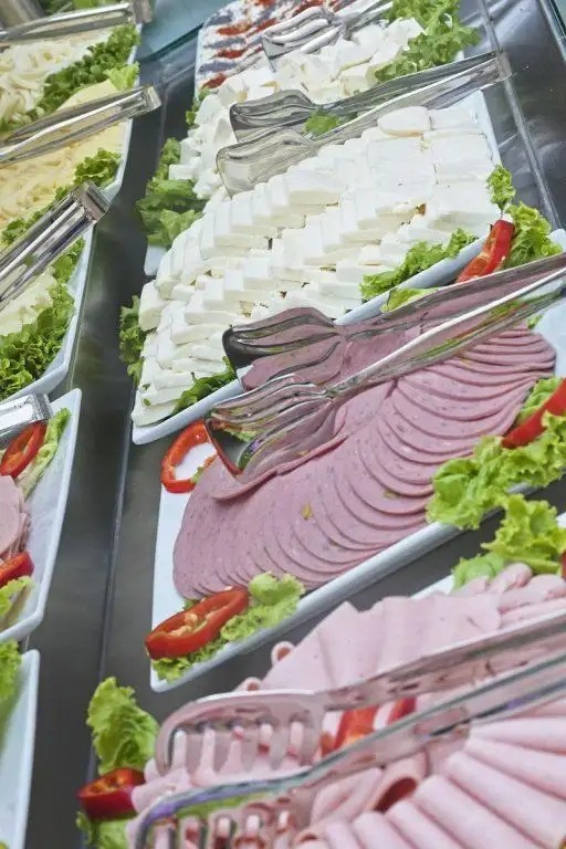 AZADE SUITES HOTEL