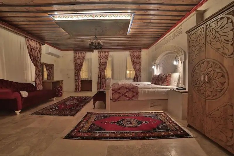 CAKILTASI EVI