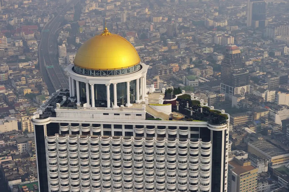 LEBUA AT STATE TOWER