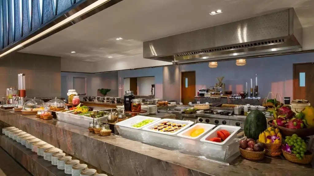 PRINCE HOTEL DANANG (EX. SEL DE MER HOTEL & SUITES)