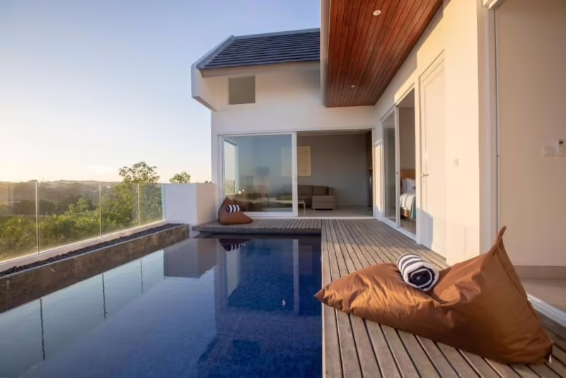 HIDEAWAY RESIDENCE