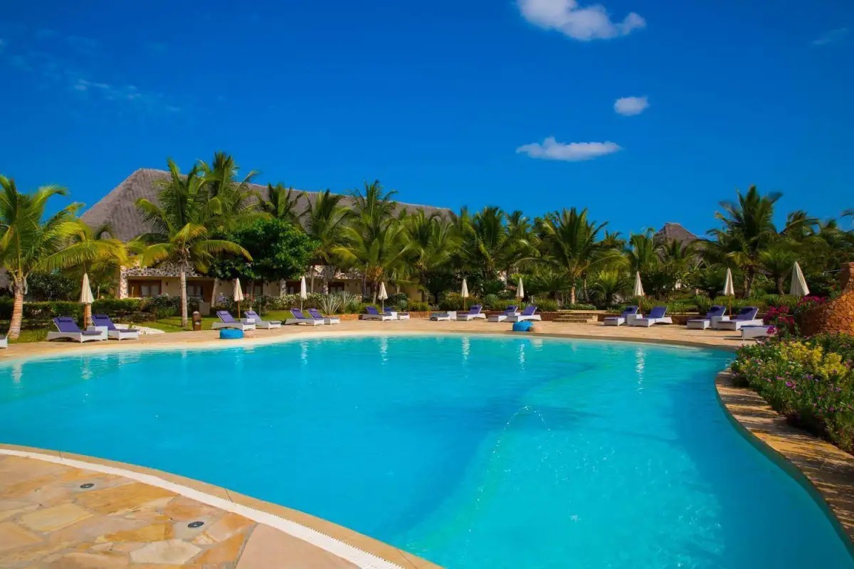 FRUIT & SPICE WELLNESS RESORT