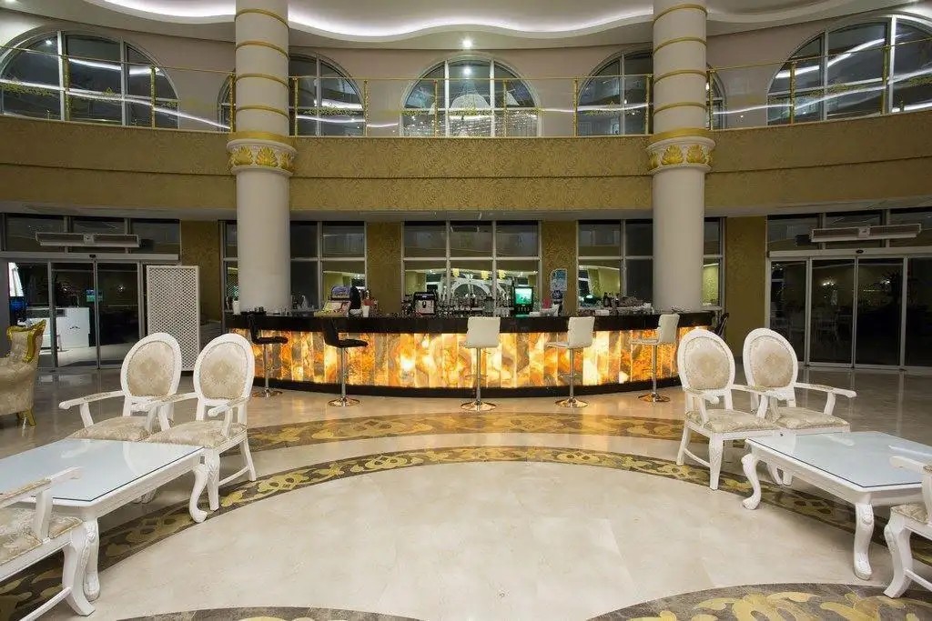 WATER SIDE RESORT & SPA