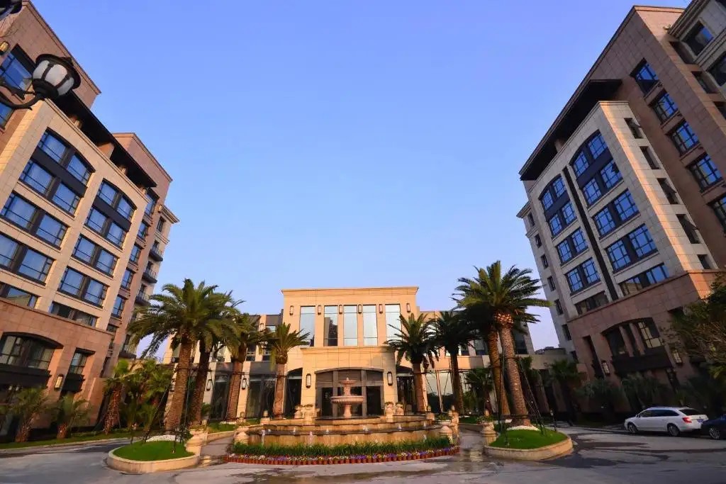 URBAN ISLAND HOTEL SHANGHAI