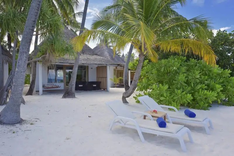 superior beach bungalow