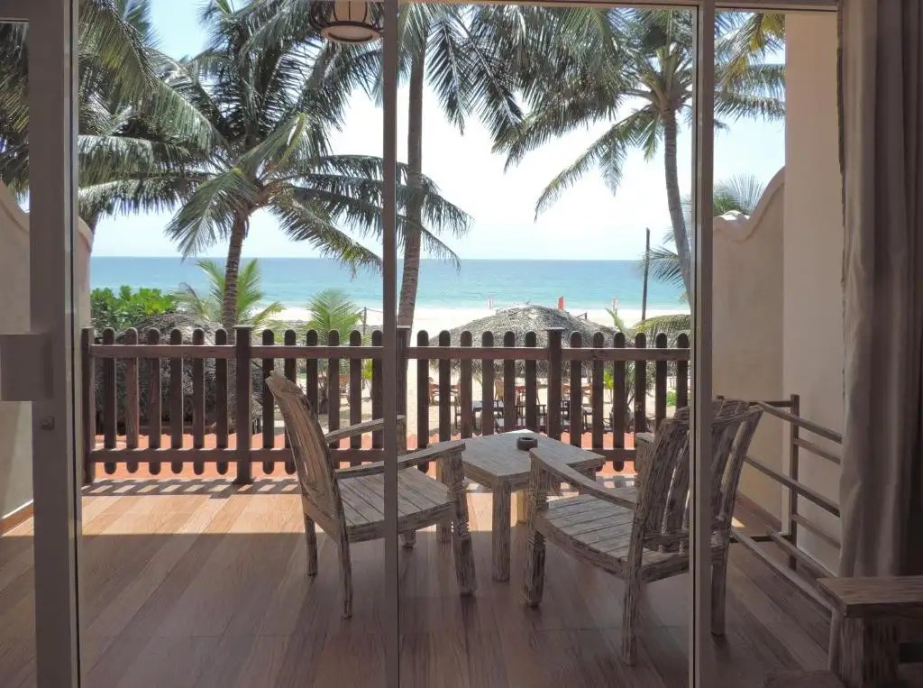 YULA BEACH HIKKADUWA