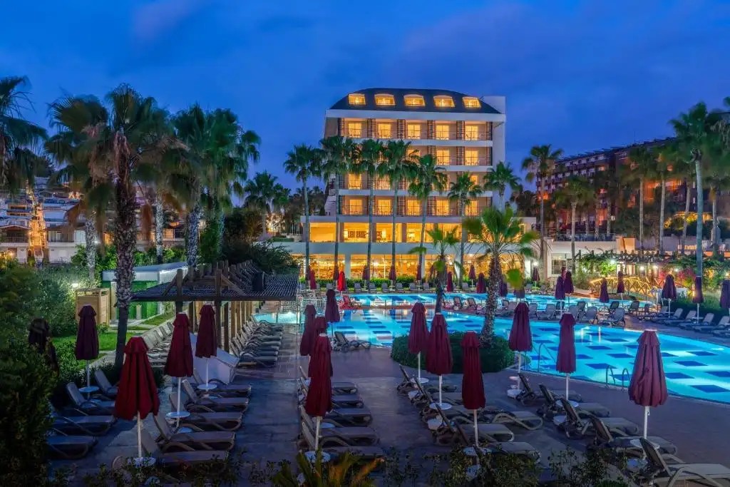 TRENDY HOTEL PALM BEACH ADULTS ONLY 16+