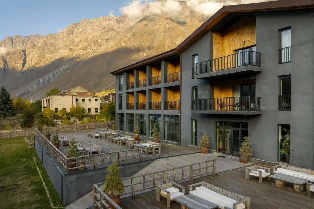 INTOURIST KAZBEGI