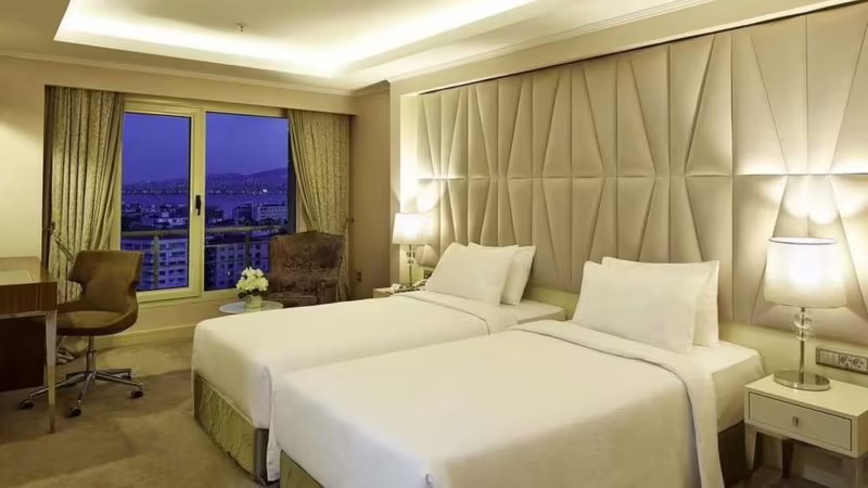 DOUBLETREE BY HILTON HOTEL IZMIR - ALSANCAK