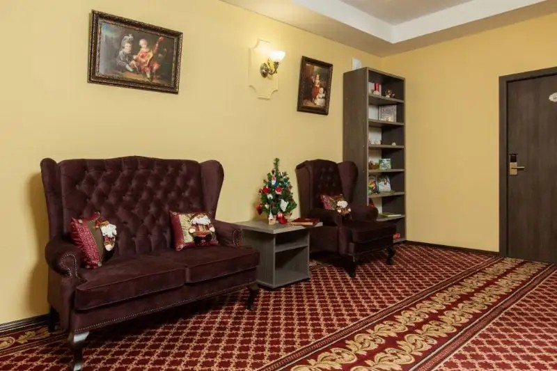 ОТЕЛЬ ПЕТРОВСКИЙ