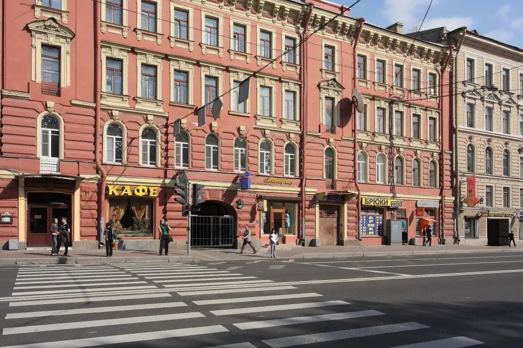 РИНАЛЬДИ НА МОСКОВСКОМ 18