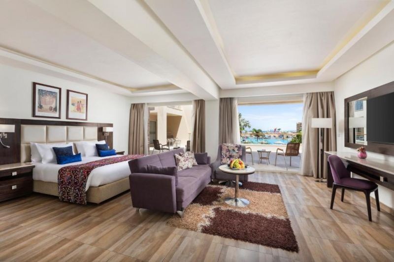 junior suite pool view