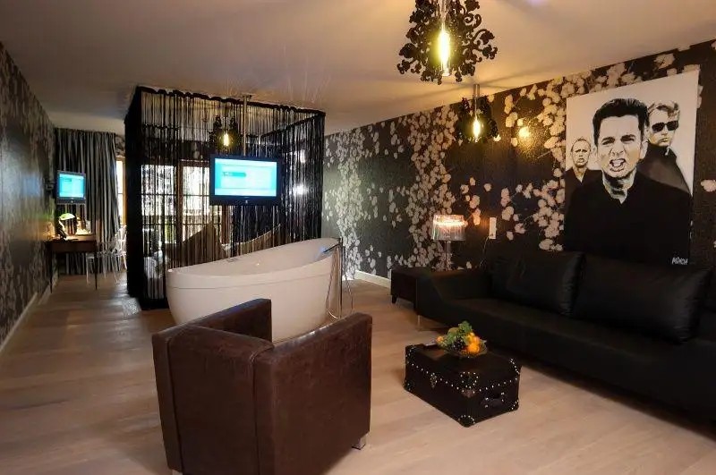 ALPINE PALACE NEW BALANCE LUXUS RESORT