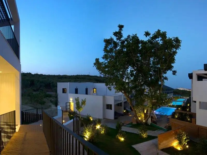 AQUA BAY & WATERPARK