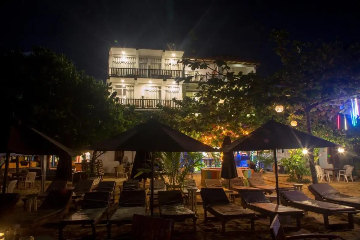 WAVE BEACH RESORT