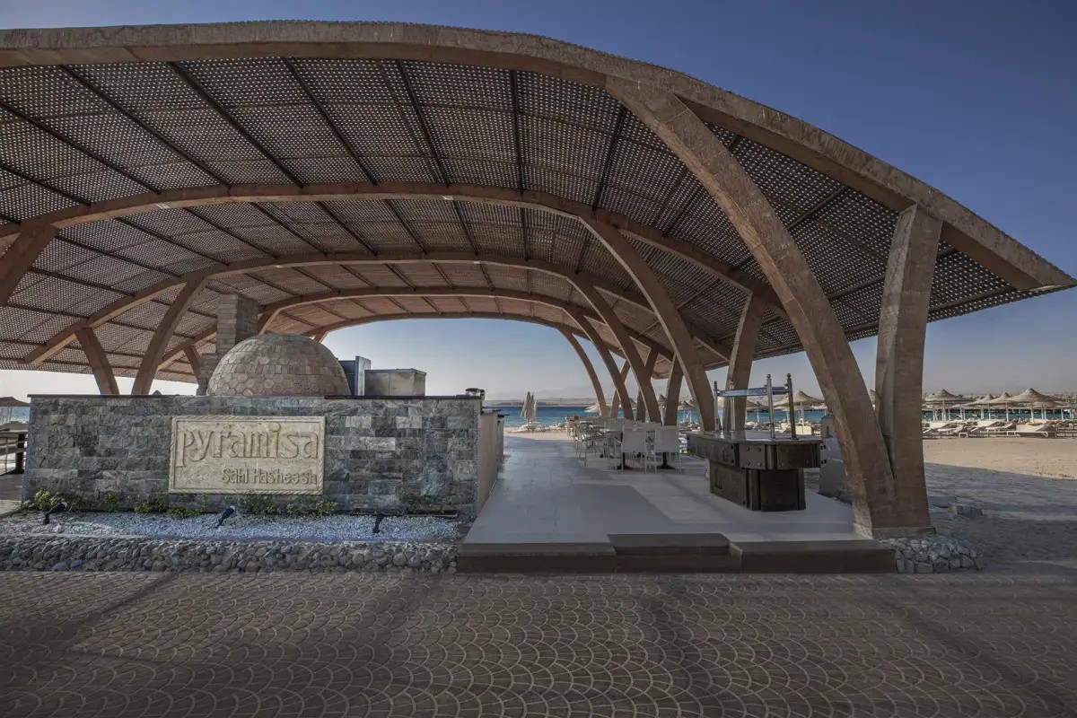 PYRAMISA BEACH RESORT SAHL HASHEESH