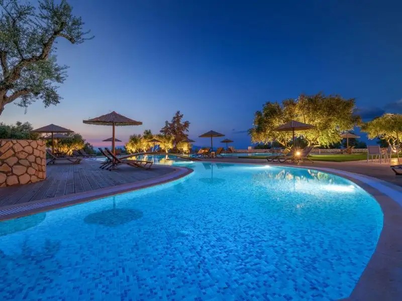 ELEGANCE LUXURY EXECUTIVE SUITES