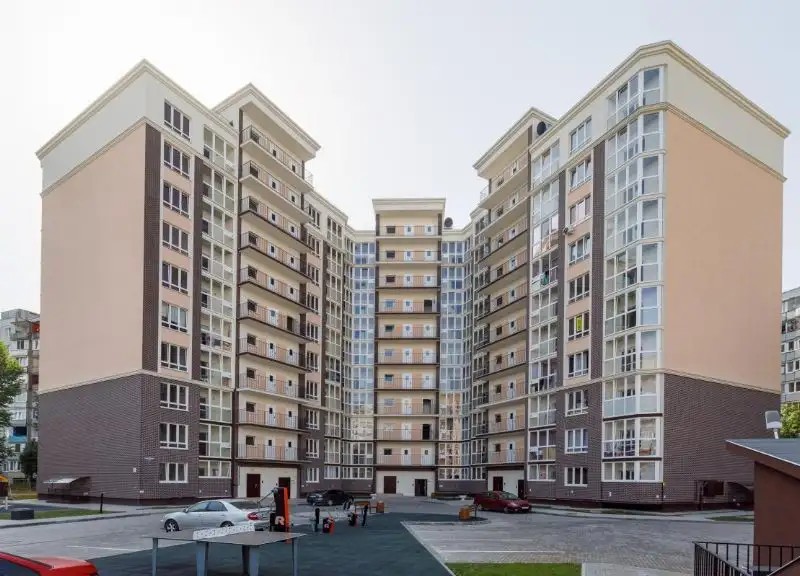 АПАРТАМЕНТЫ SAVINA (САВИНА) НА УЛИЦЕ ГЕНЕРАЛА БУТКОВА