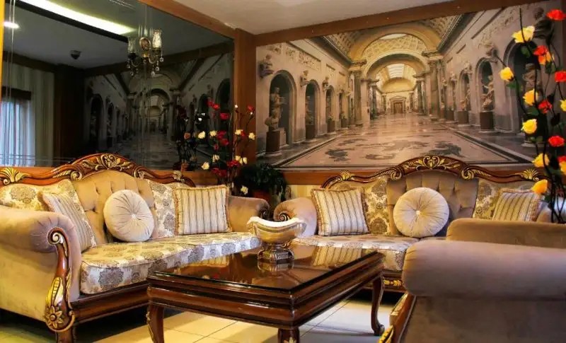 GRAND GROSS HOTEL