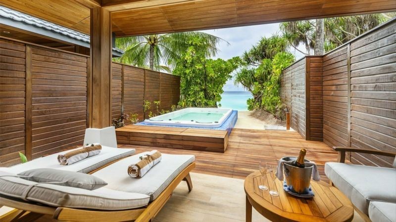 new beach suite with jacuzzi