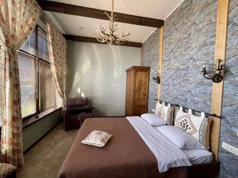 SALOON WESTERN