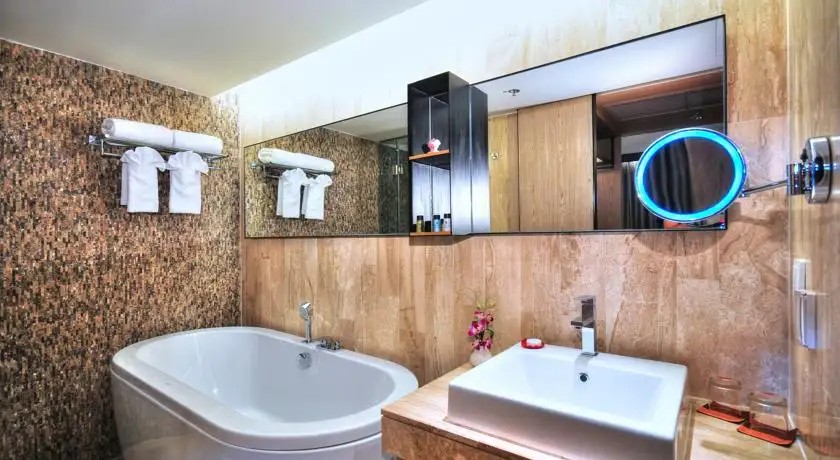 ARCADIA SUITES