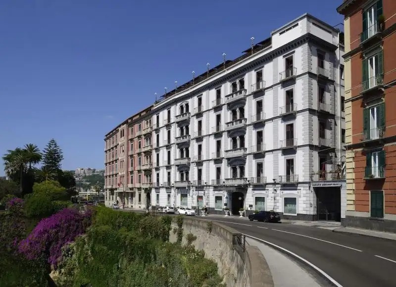GRAND HOTEL PARKERS