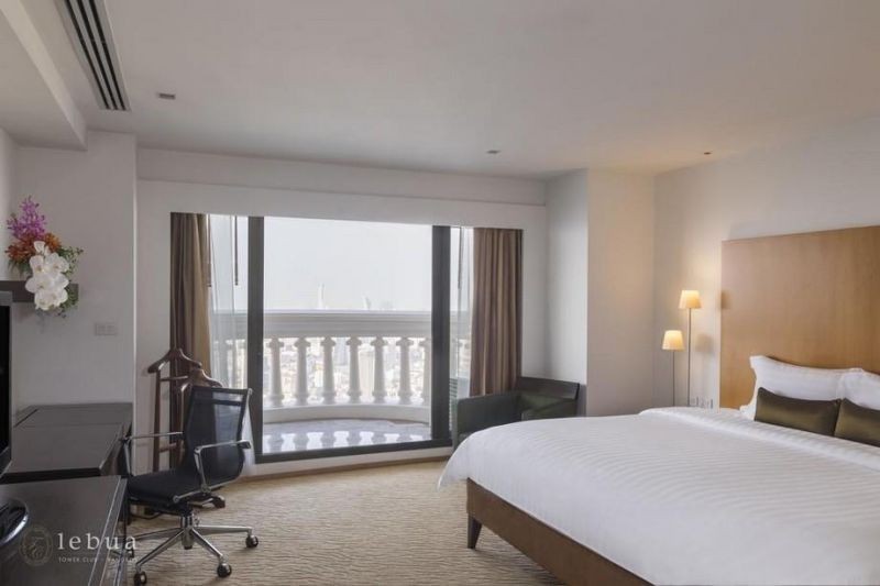 tower club river view suite