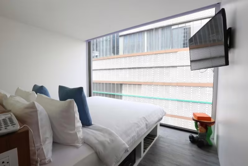 S BOX SUKHUMVIT HOTEL