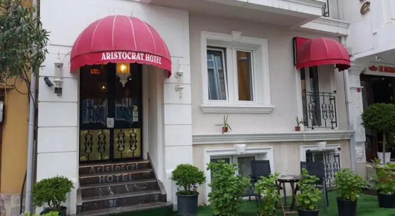 ARISTOCRAT