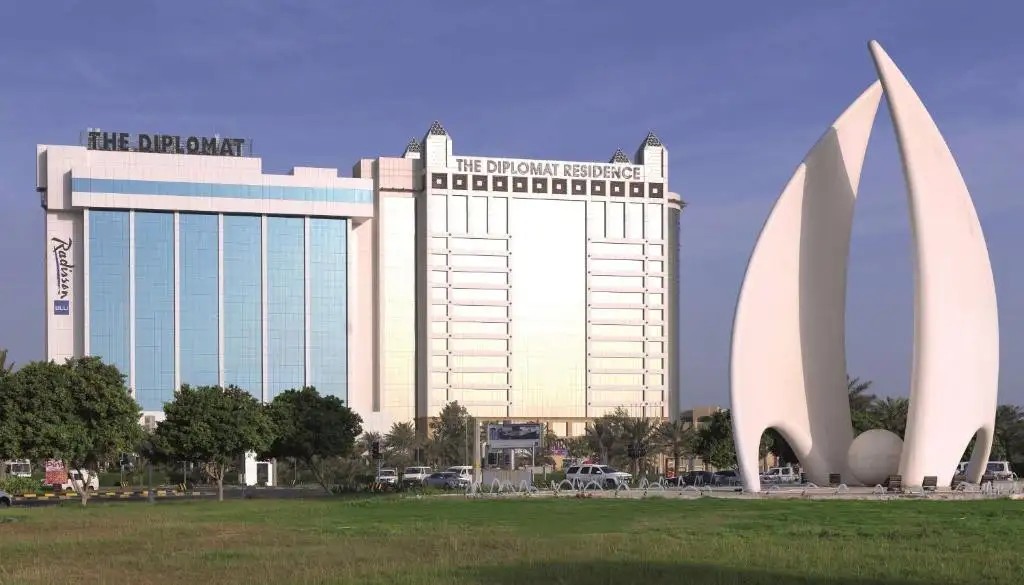 THE DIPLOMAT RADISSON BLU HOTEL RESIDENCE & SPA
