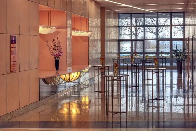 HILTON MUNICH AIRPORT (EX. KEMPINSKI AIRPORT)