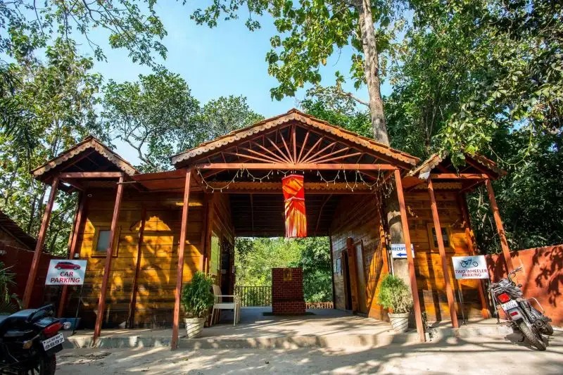 MARINERS BAY RESORT