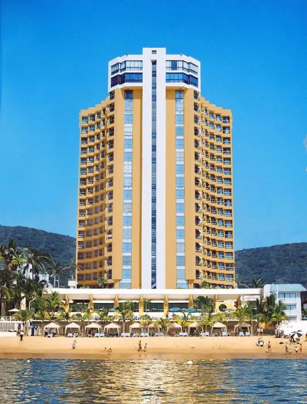ACAPULCO COPACABANA
