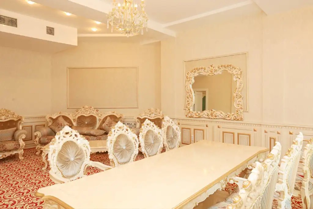 SPRING HOTEL NOVKHANY