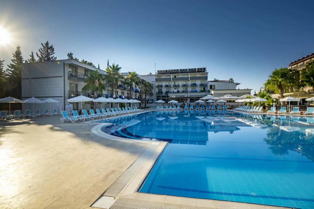 ALDER GARDEN HOTEL (EX. ELDAR GARDEN)
