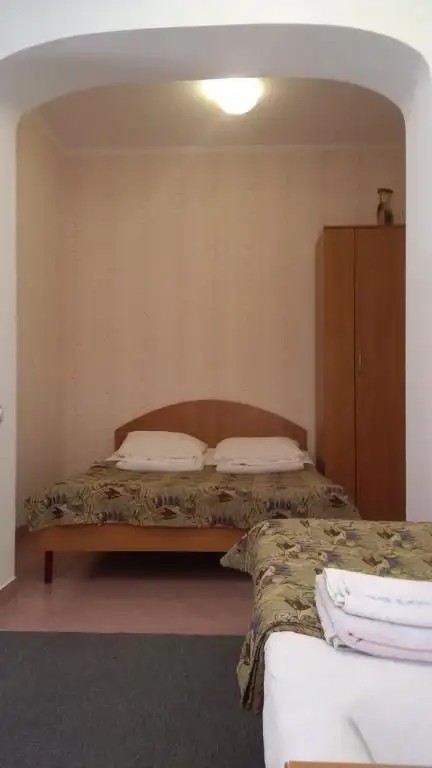 АЛЫЙ ПАРУС